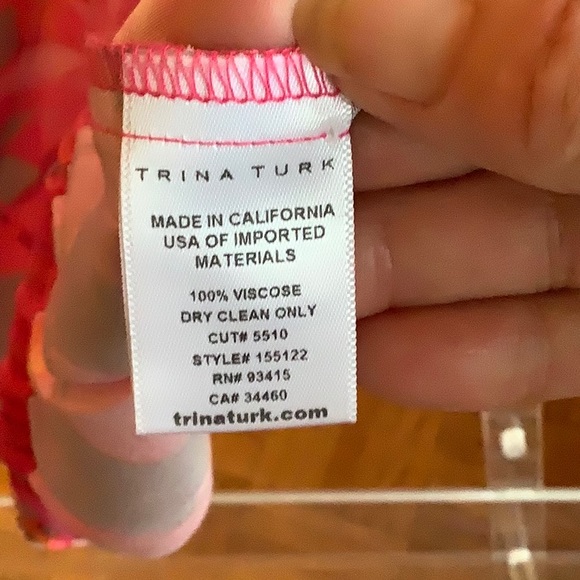 NWT Trina Turk Women’s shirt ,size M - Picture 3 of 4